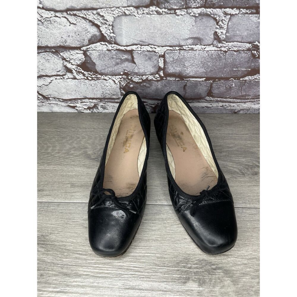 Hirica Black Quilted Leather Patent Cap Block Heels Shoes Women Sz 37EU/6.5M US